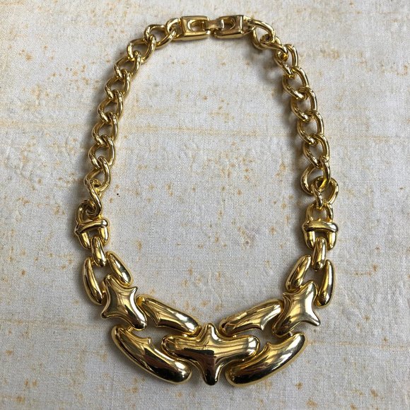 Vintage Jewelry - Striking Vintage Statement Necklace